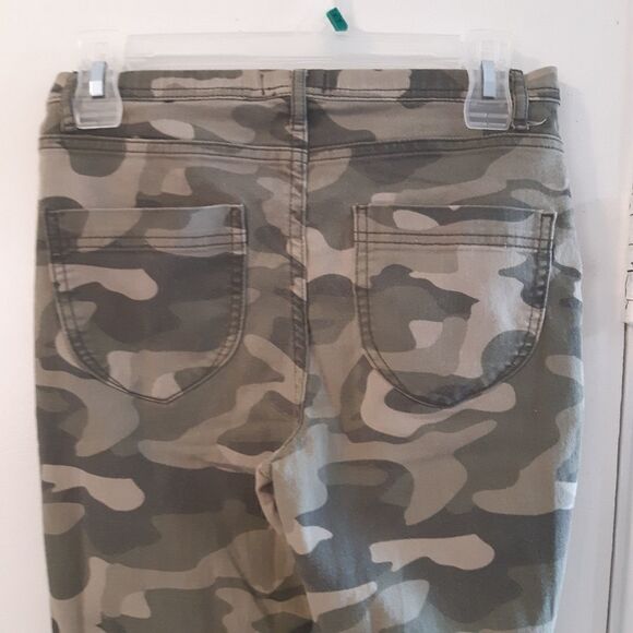 G 21 Camouflage Mid Rise Skinny Pants size M - Picture 6 of 10